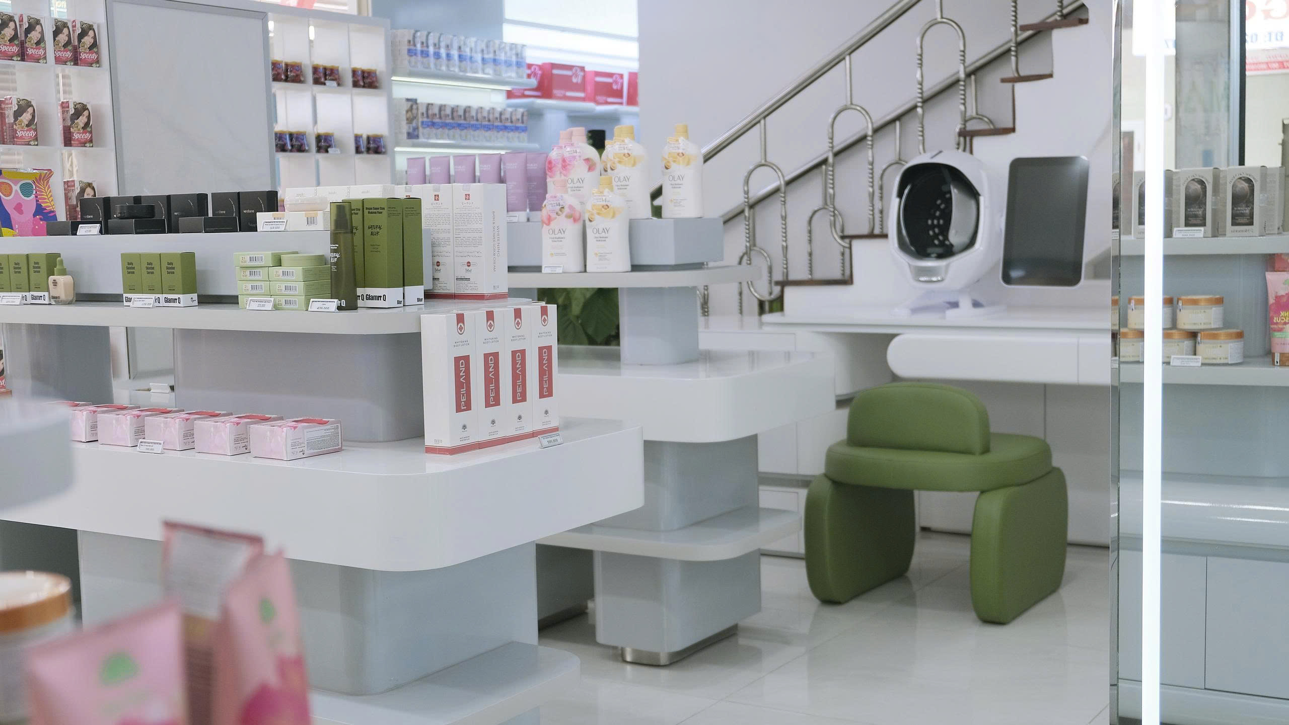 Máy soi da chuyên dụng tại Mai Linh Premium Cao Lãnh phân tích tình trạng da