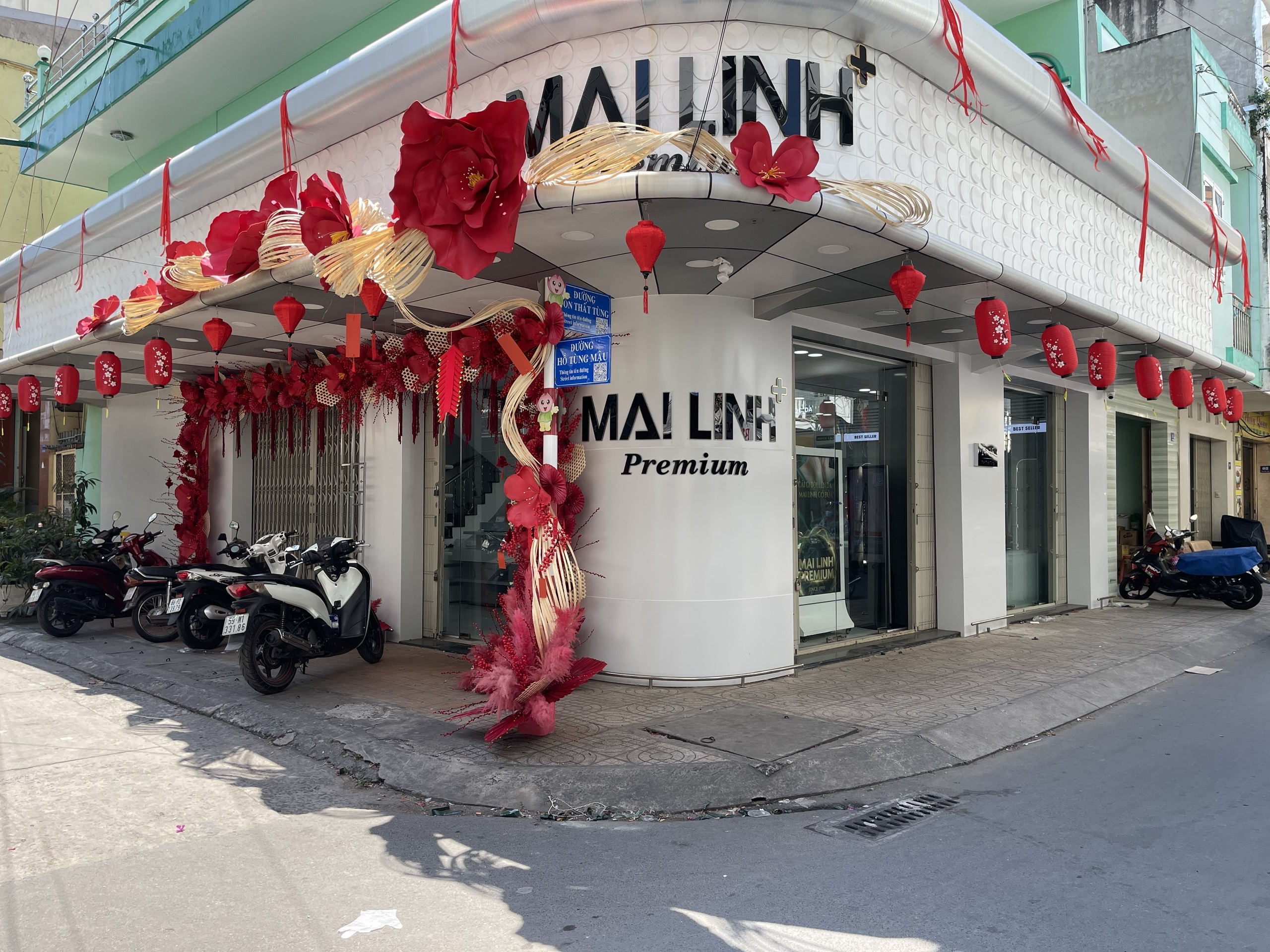 Không gian cửa hàng Mai Linh Premium 14-16 Tôn Thất Tùng Cao Lãnh Đồng Tháp